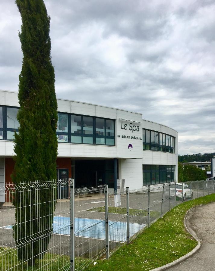 En Face Hopital Nord Apartment